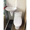 Bồn cầu 2 khối Ceravi C315 (Tặng Lavabo)