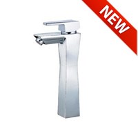 Vòi Lavabo nóng lạnh Caesar BT642C